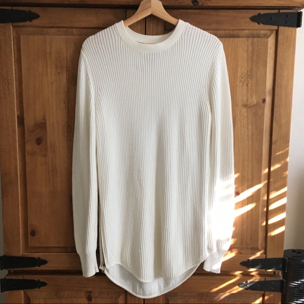UNIF x UO White Knit Tunic Sweater